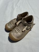 Festliche Ballerina aus Leder in dezentem Gold Gr. 23