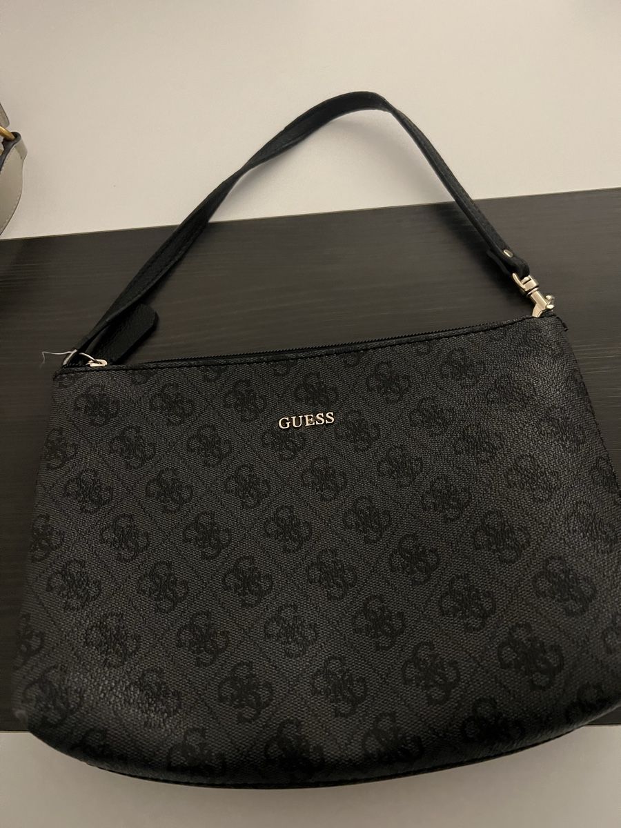 Guess Borse da donna: Guess kleine Handtasche – Usato da Rubigen venduto da mil_98vx
