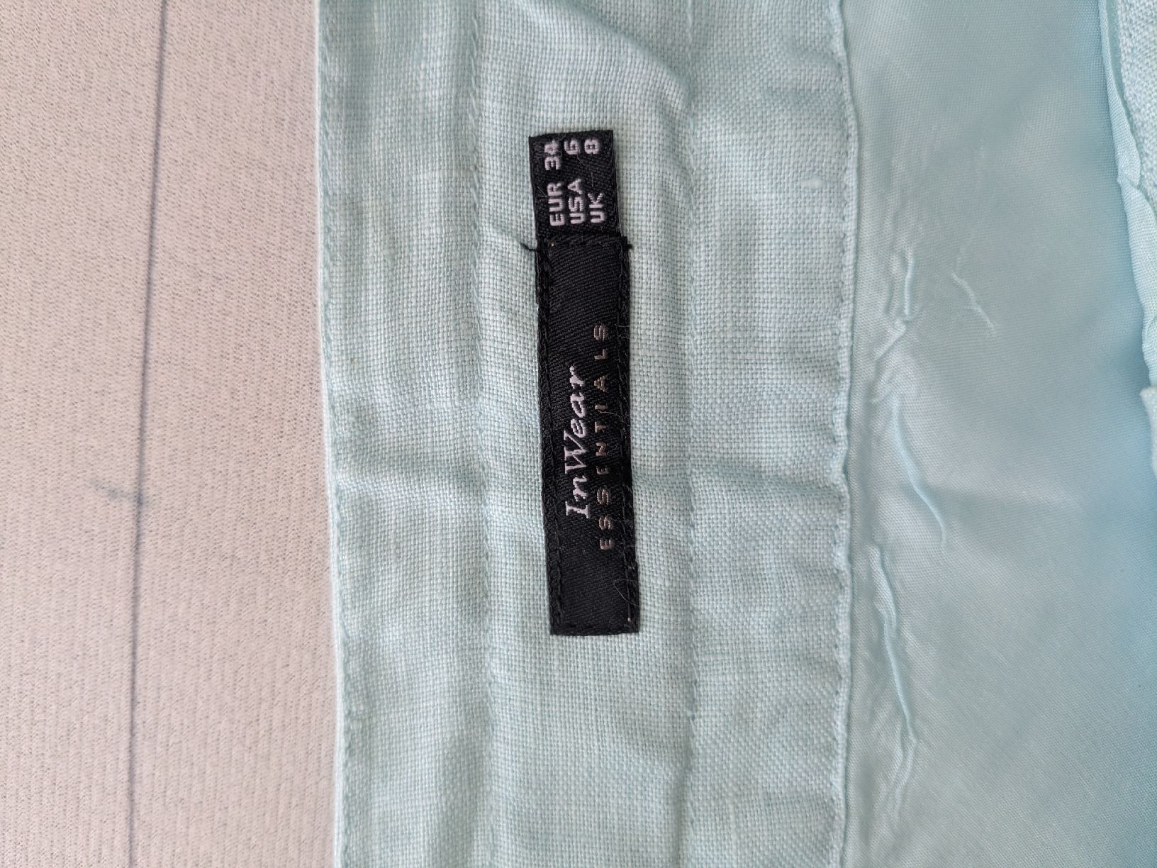 Ensembles & Tailleurs: Anzug Damen hellblau Leinen Grösse 34 /36  – D'occasion à Rorschach par olg_5qq2 2