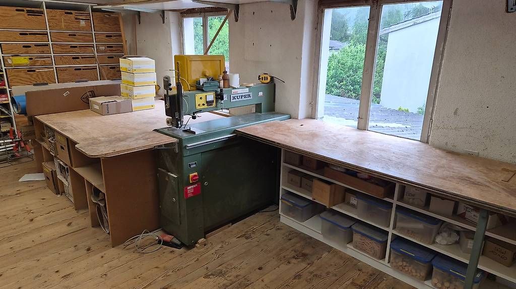 Toutes les machines: Furnier-Klebemaschine – D'occasion à Adliswil par Space07 1