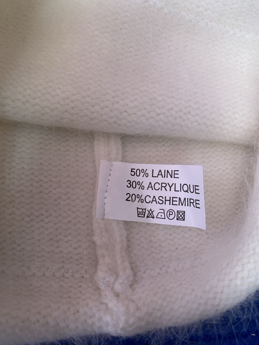 Foulard & Sciarpe: Ensemble bonnet & écharpe laine/cashemire neuf – Nuovo (secondo la descrizione) da Genève venduto da swissjojo 2