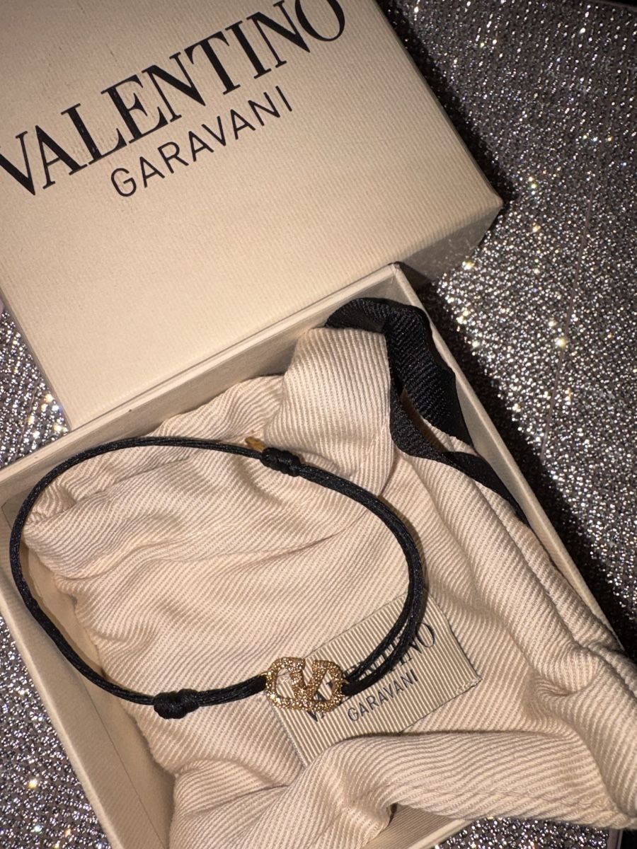 Valentino Armbänder & -reifen: Valentino Garavani Armband – Neu (gemäss Beschreibung) aus Bern von danna_ 1