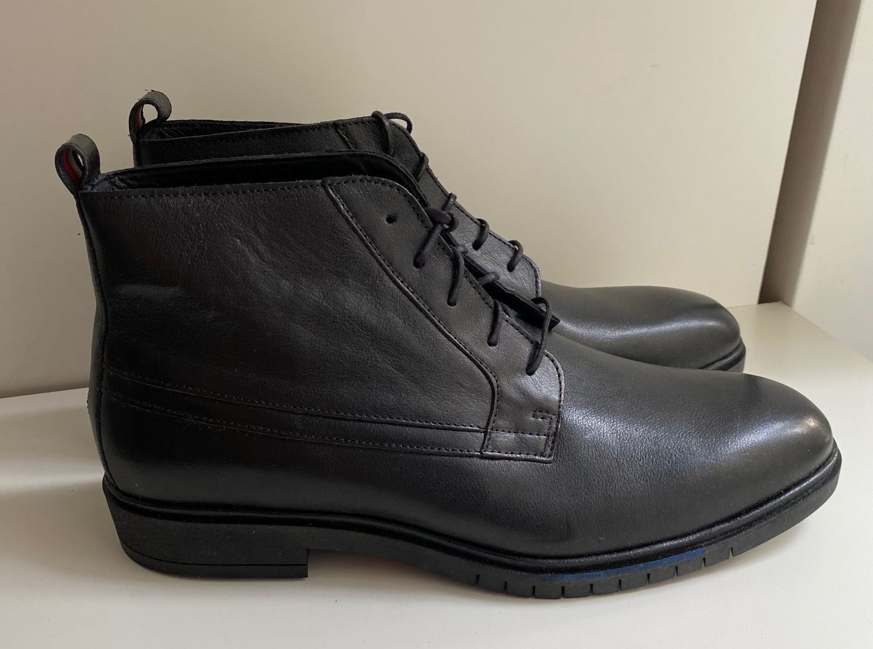 Tommy Hilfiger Scarpe da uomo: TOMMY HILFIGER FLEXIBLE DRESSY BOOT, 45 – Nuovo e nell'imballaggio originale da Luzern venduto da falena01 1