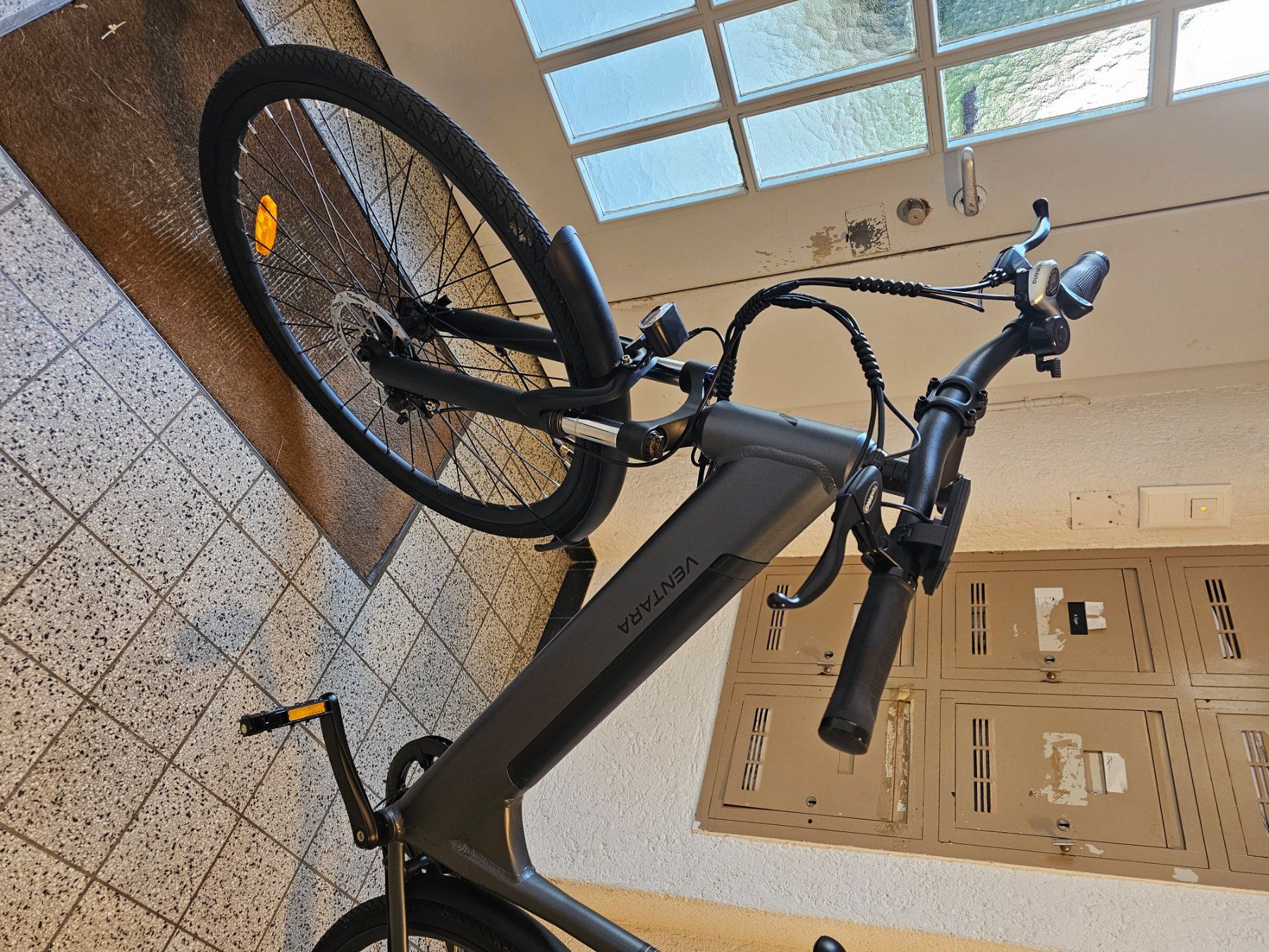 Biciclette: E-Bike ganz neu – Nuovo (secondo la descrizione) da schaffhausen venduto da flummimami2 5