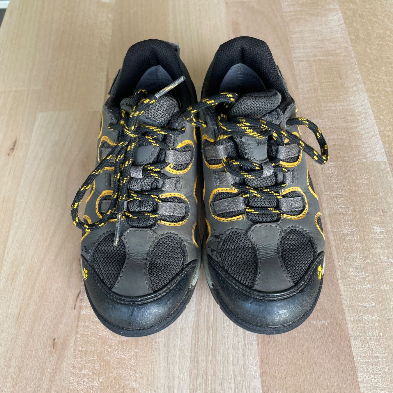 Jack Wolfskin Scarpe per ragazzi: Wanderschuhe Wolfskin 29 – Usato da Grabs venduto da MDS77 1