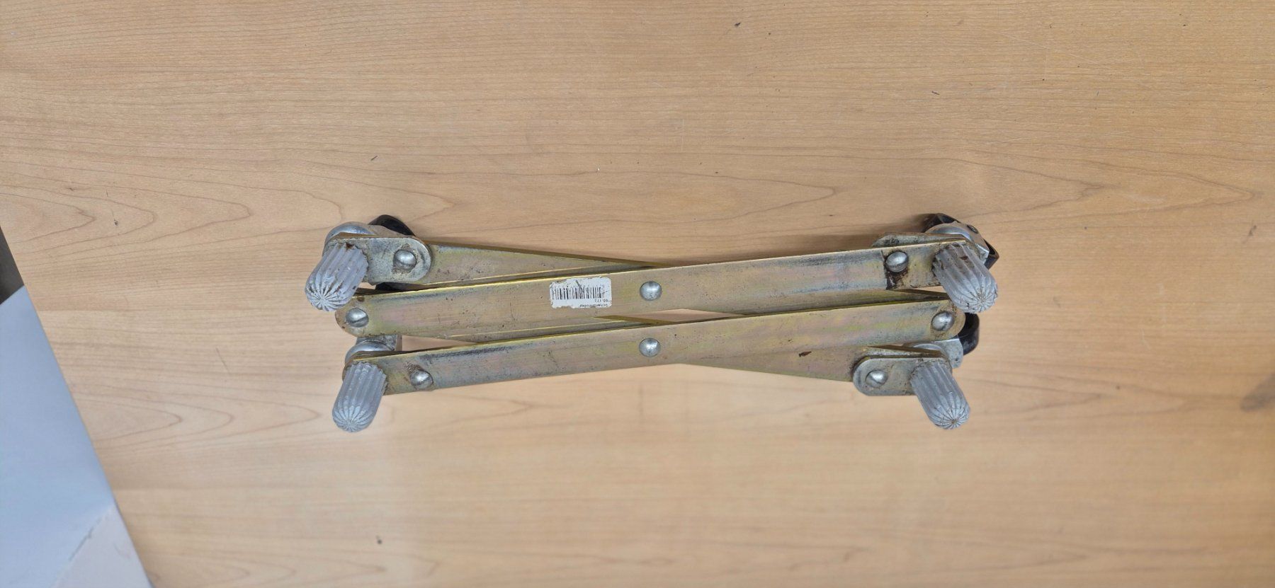 Altro in Decorazioni & Accessori: Scherenroller / Kistenroller verstellbar – Usato da Elgg venduto da computerbrocki 3
