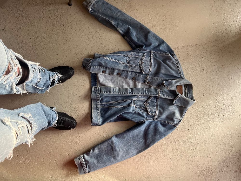 Veste Jeans Levi's Vintage Taille S - Bleu - Neuf Sans Étiquettes - Coupe Basique Femme