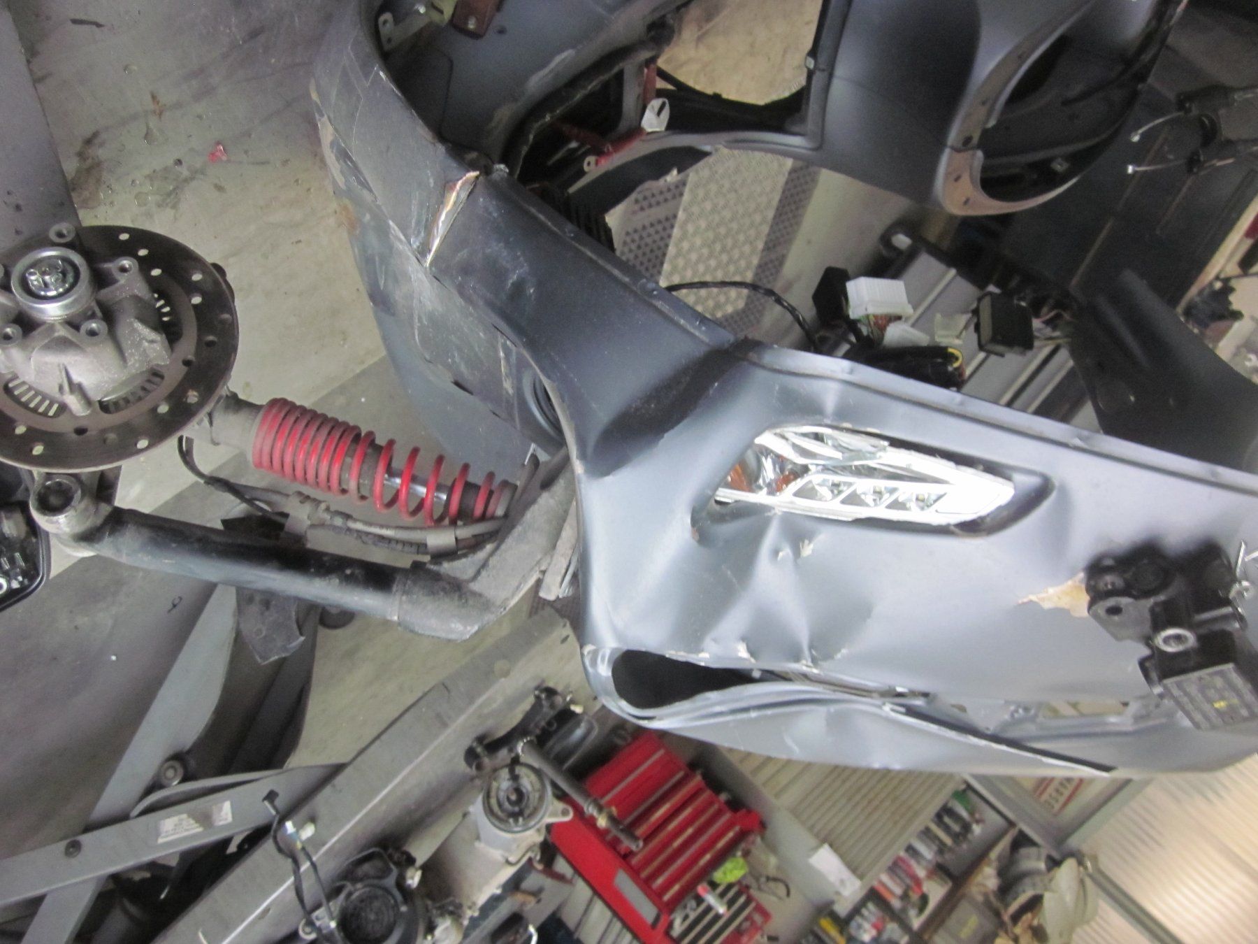 Vespa Scooter: Chassis Vespa Sprint mit Ausweis – Usato da Laupen BE venduto da Satarra 2