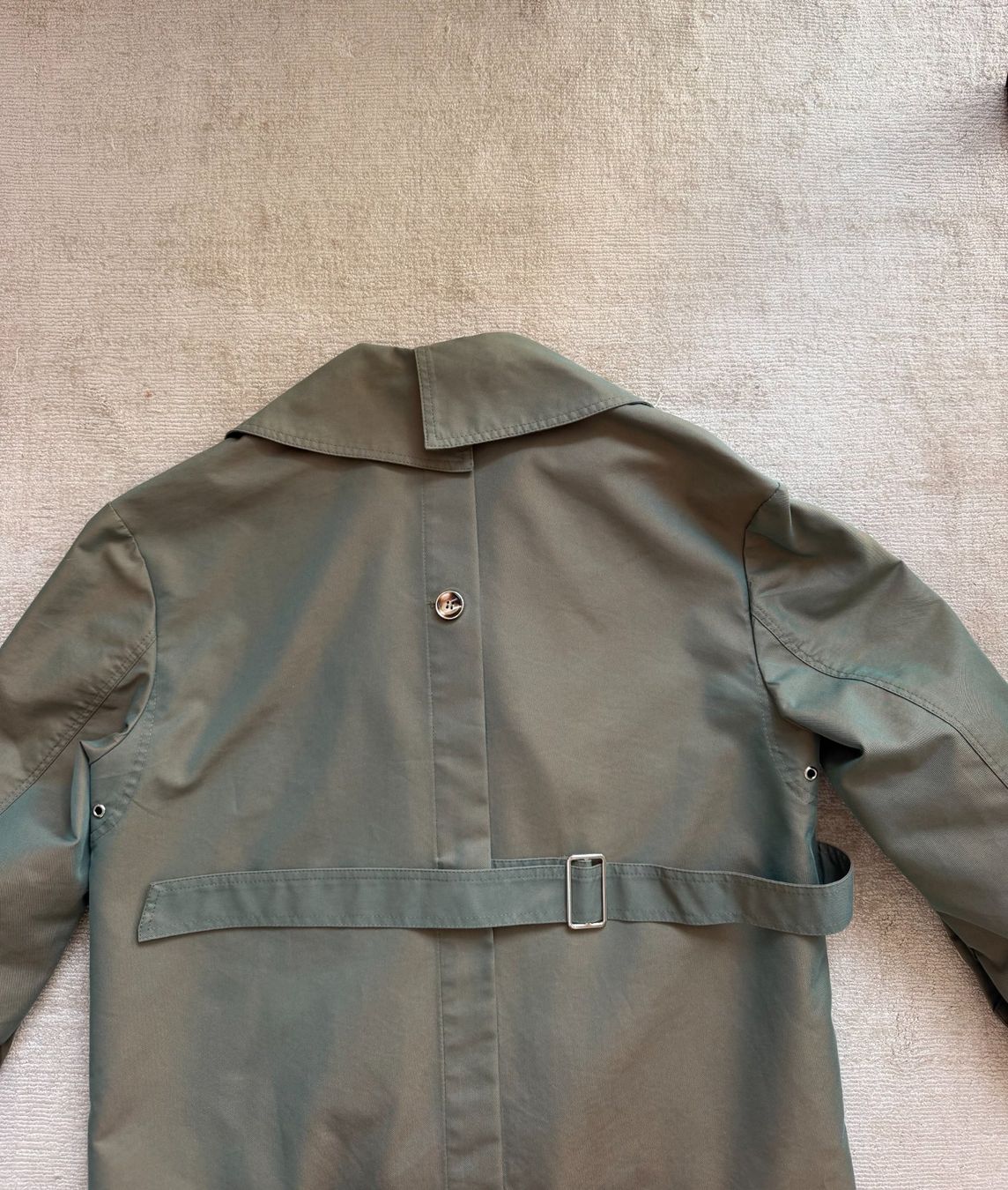 Manteaux: Trenchcoat – D'occasion à Kreuzlingen par Airbusbutter 2