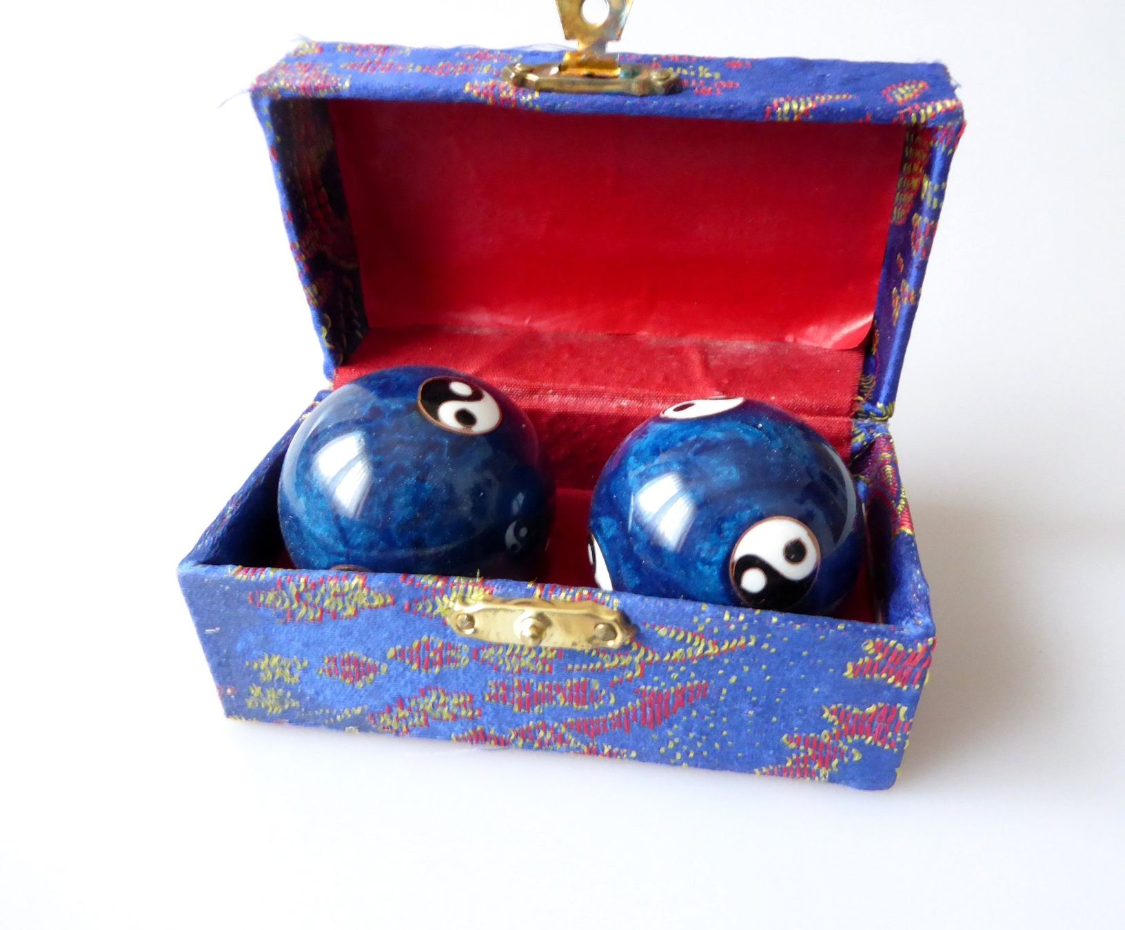 Dispositivi per massaggi: Qi-Gong Kugeln - Yin Yang – Nuovo e nell'imballaggio originale da Mauren venduto da Yeelen 1