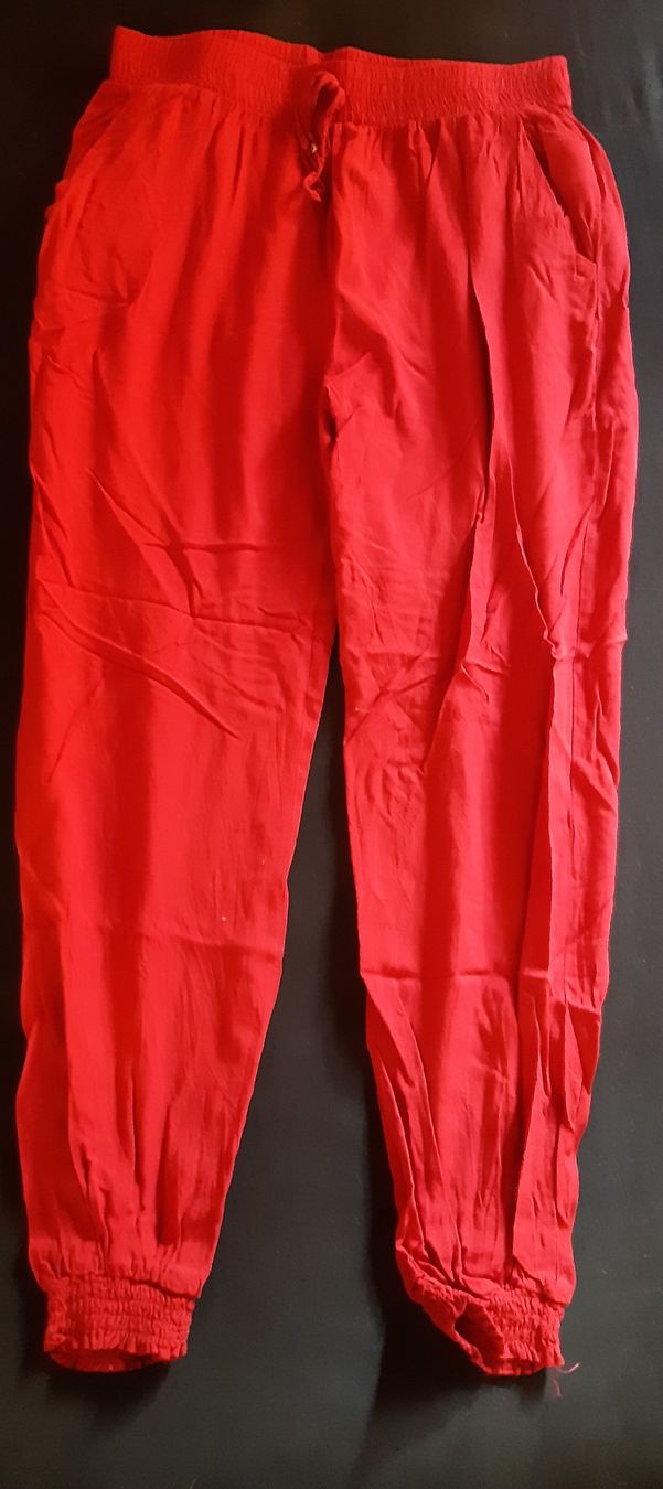 Pantalons: schlabberhose dunkelrot – D'occasion à Toffen par Gwunderegge77