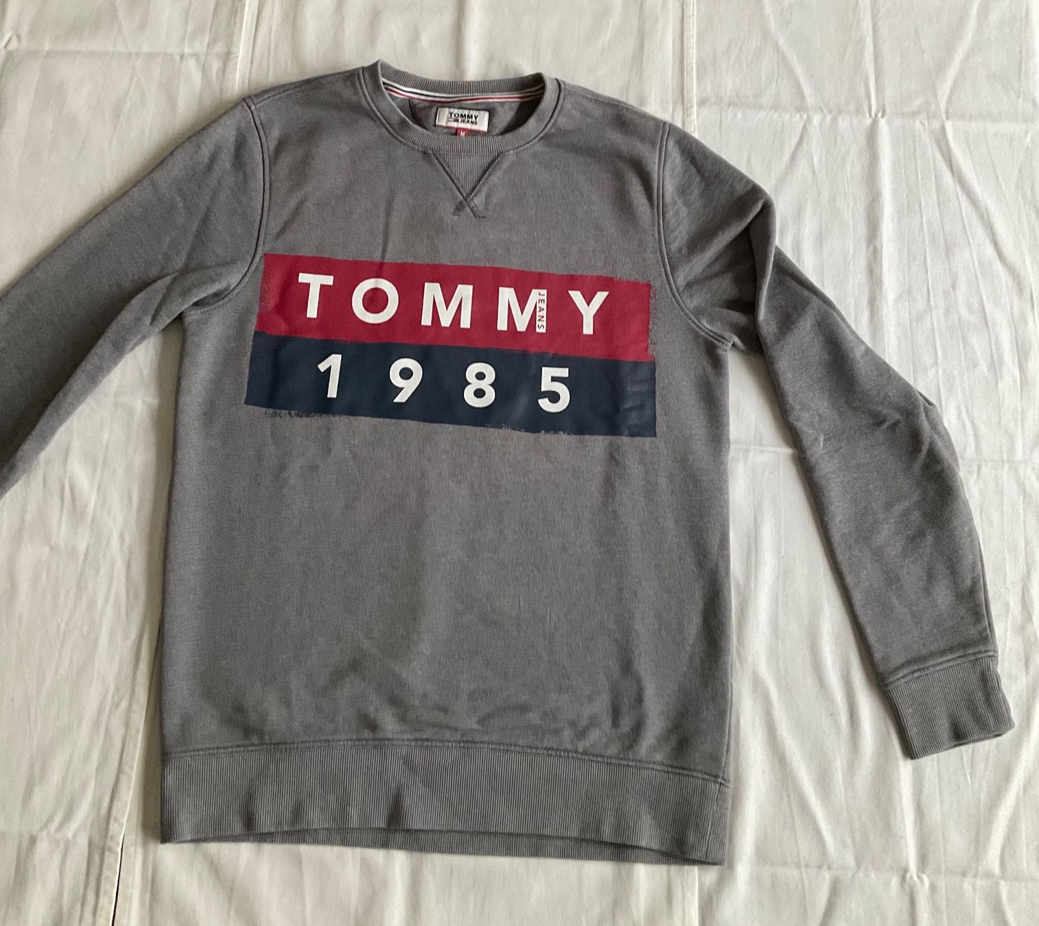 Tommy Hilfiger Pullover & Sweatshirts: Pullover der Marke Tommy Hilfiger – Gebraucht aus Amriswil von Chmm1