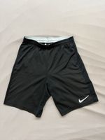 Shorts Nike noir taille M