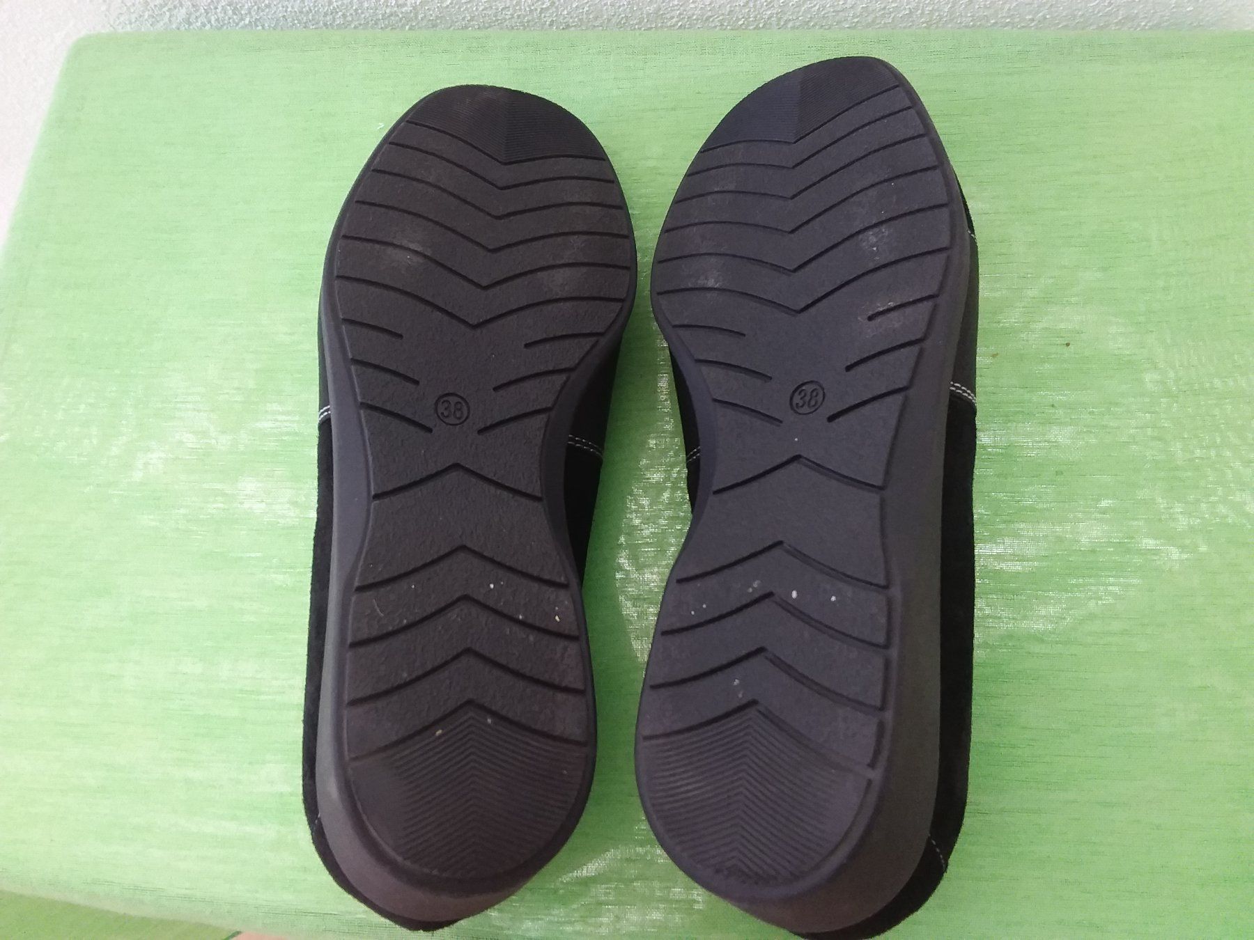 Scarpe da donna: JÜRGEN HIRSCH Neue Slipper mit Glitzer, Gr 38 – Usato da Uitikon Waldegg venduto da Risibisi7 5
