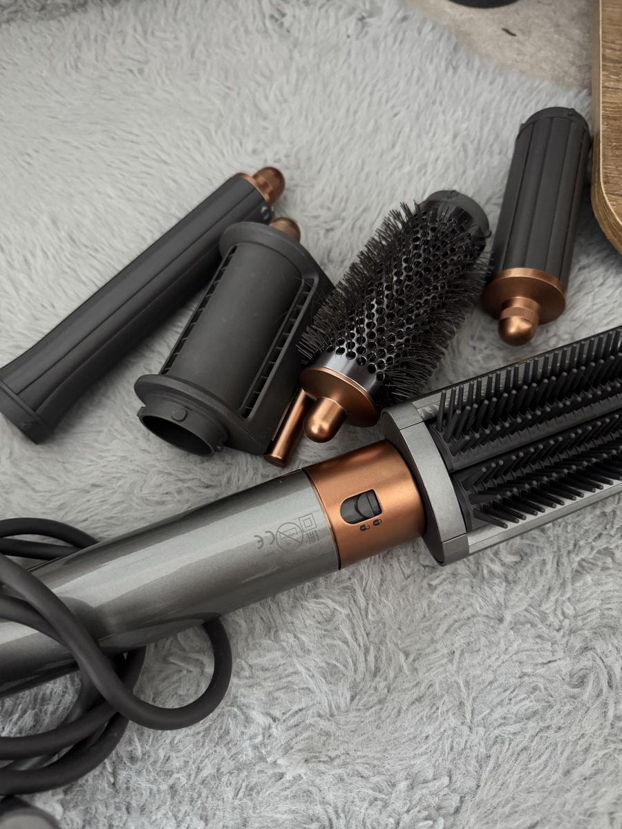 Dyson Asciugacapelli: Dyson Airwrap (gebraucht) – Nuovo (secondo la descrizione) da Oberuzwil venduto da lindrita.taipi 1