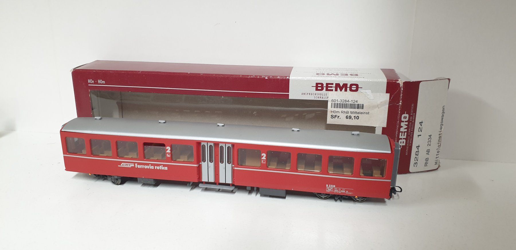 Bemo Modellini di ferrovie: Bemo RhB  Mitteleinstiegswagen 3284  124 – Nuovo (secondo la descrizione) da Geroldswil venduto da TopTrain54