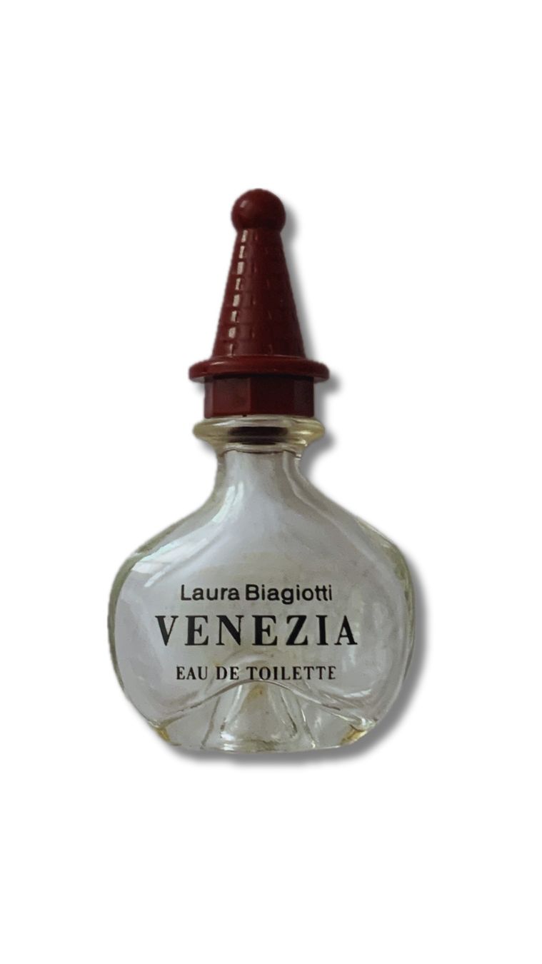 Parfums & Eau de Toilette: Flakon – D'occasion à Basel par Budas