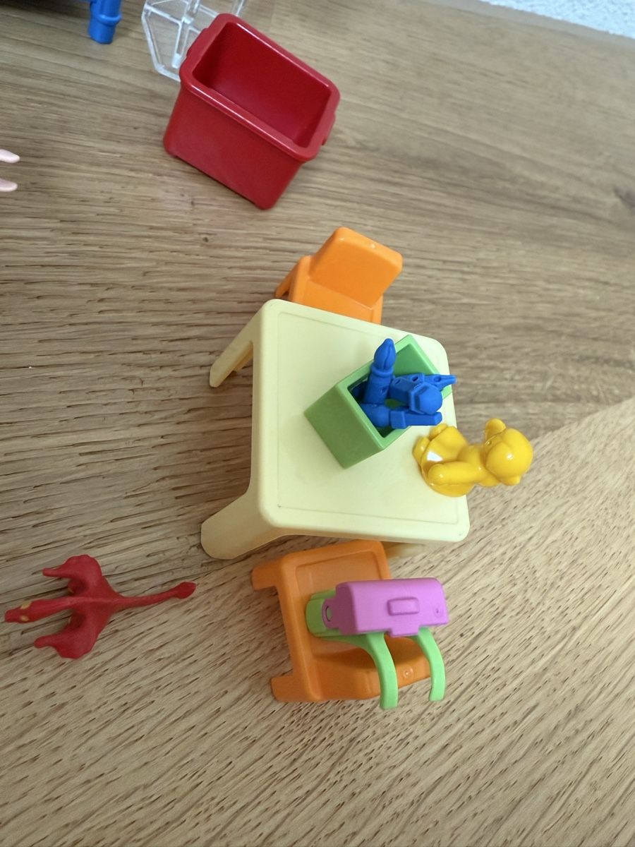 Playmobil Giocattoli: Playmobil 5306 Kinderzimmer – Usato da Goldswil venduto da Sonic77 2