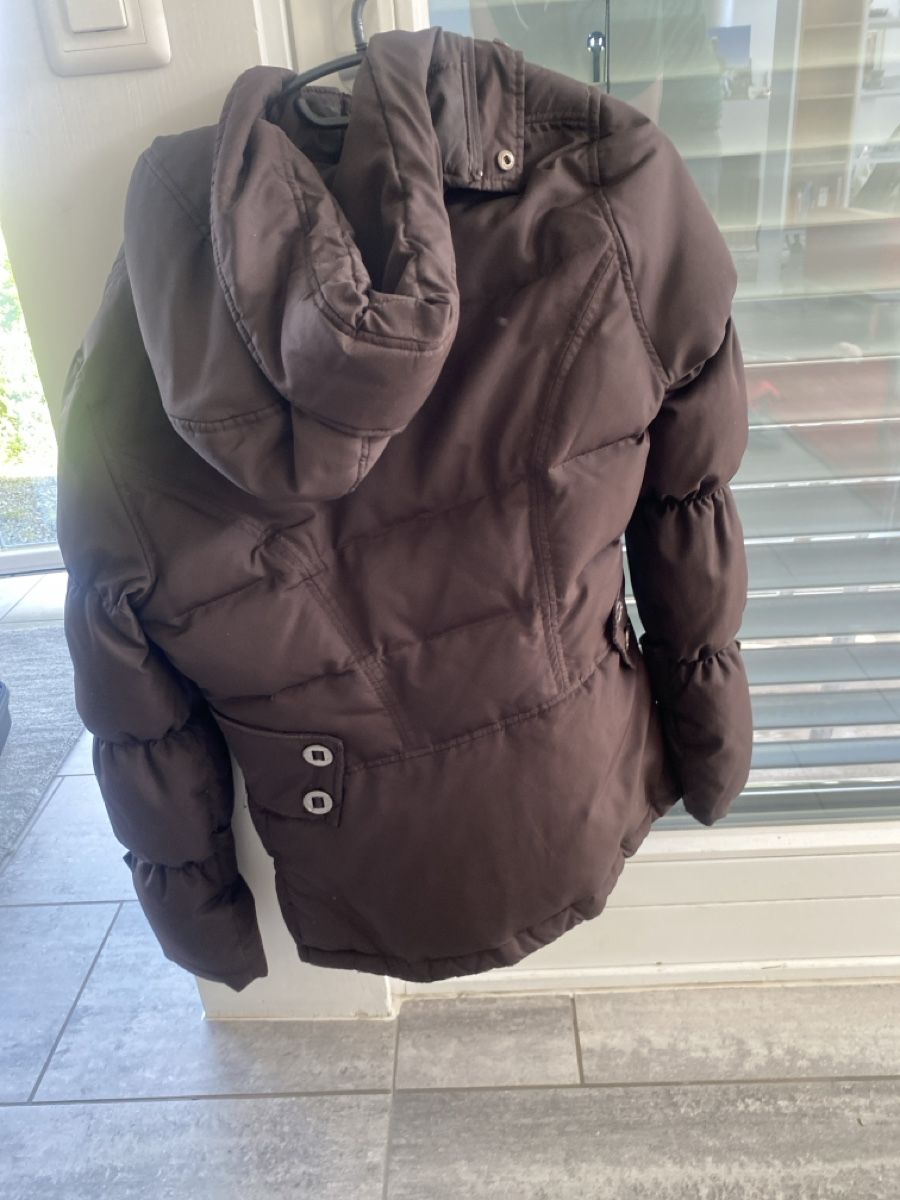 Calvin Klein Giacche: Calvin Klein Frauenjacke – Usato da Sargans venduto da Nikelmaker 3