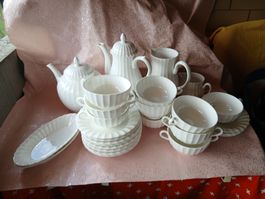 Elegantes Kaffeeservice Porzellan weiss, Top Zustand