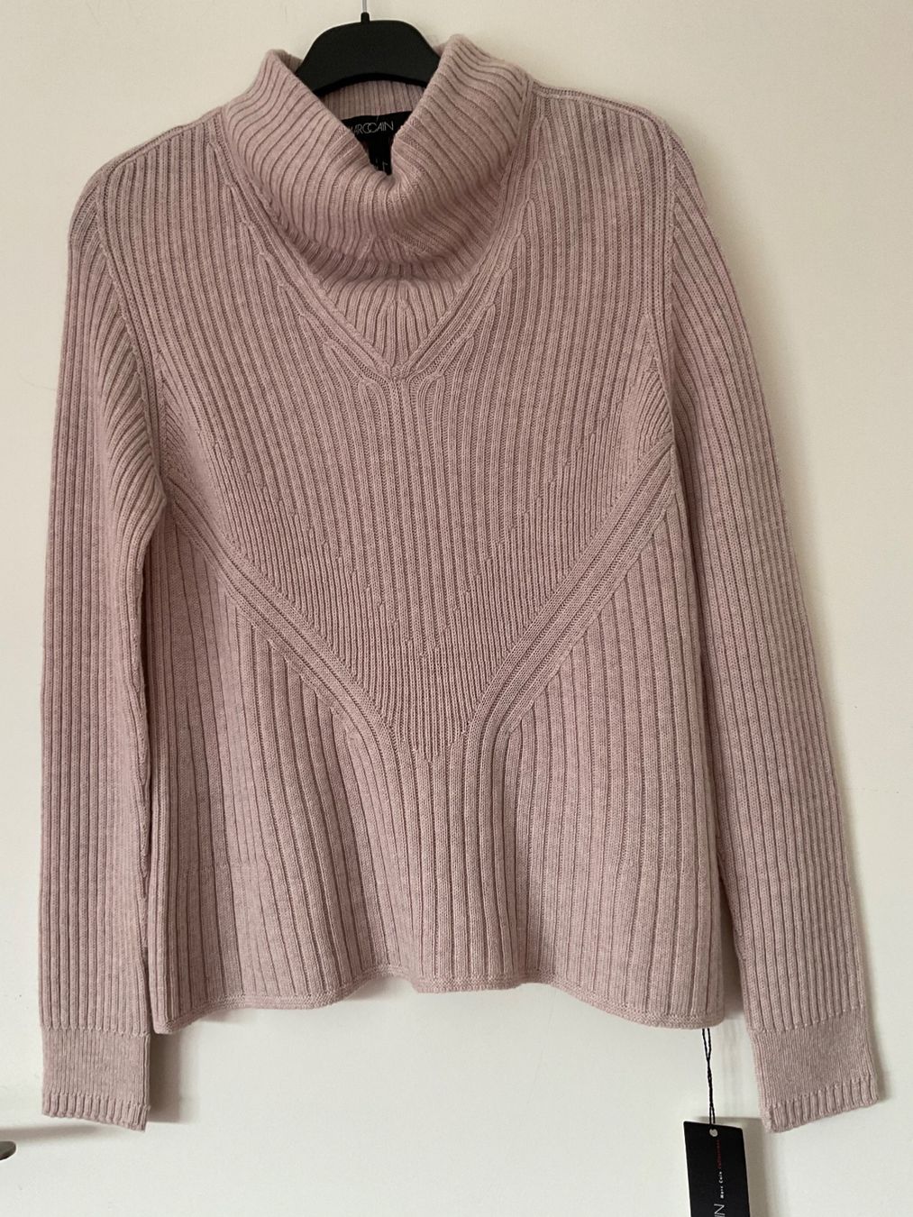 Marc Cain Maglioni & Felpe: Marc Cain feine Wolle Pullover Gr 40 Puder NEU NP 480 – Nuovo e nell'imballaggio originale da Urdorf venduto da alda02 1