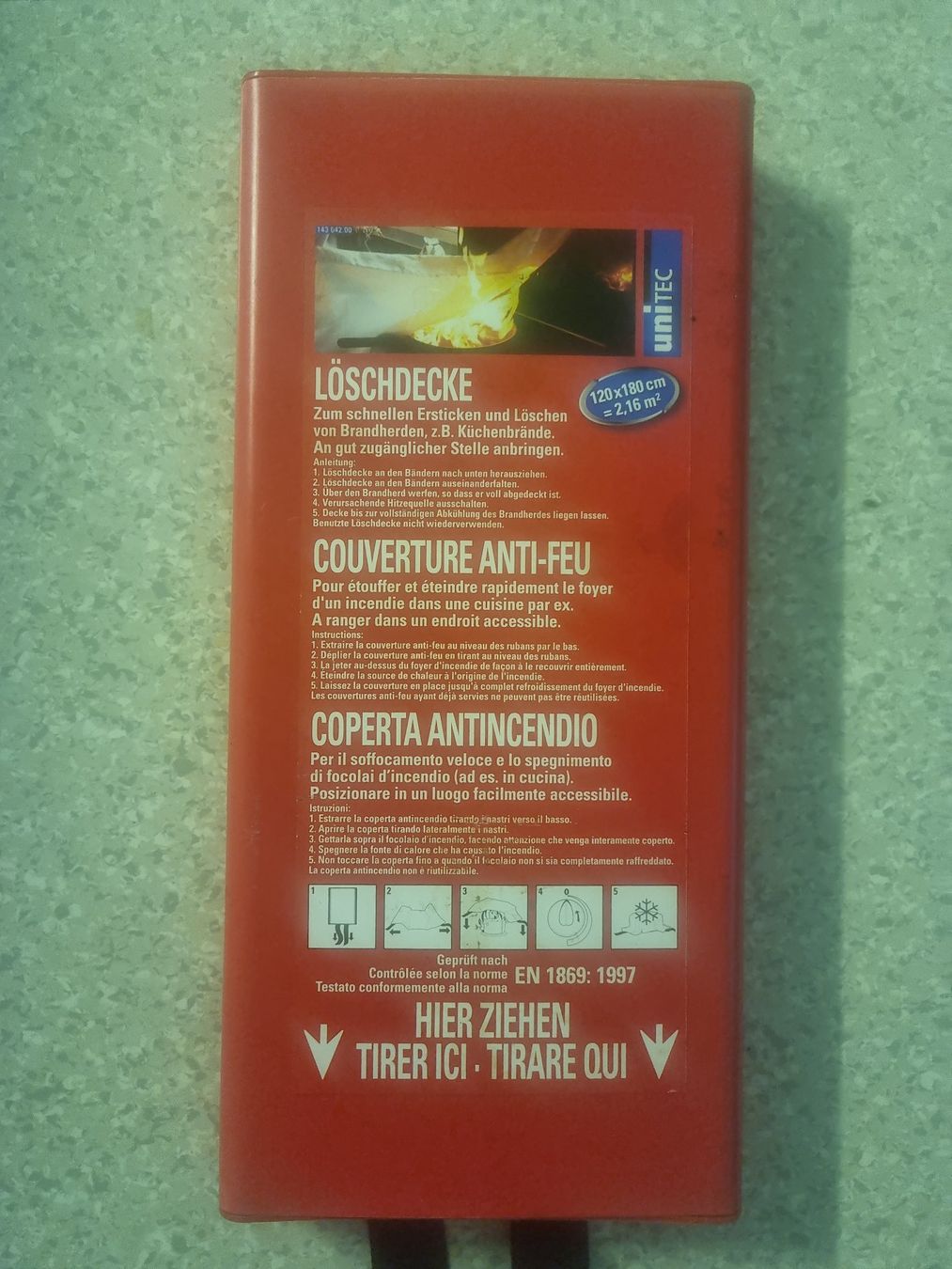 Decken: Löschdecke – Neu und originalverpackt aus Horgen von dabo68