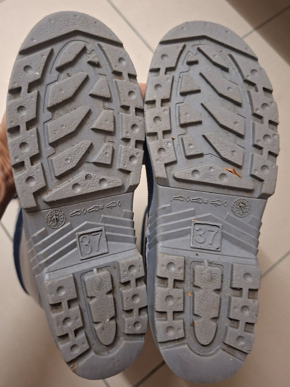 Scarpe per ragazzi: Gummistiefel Gr. 37 – Usato da Niederweningen venduto da -SecondHand- 4