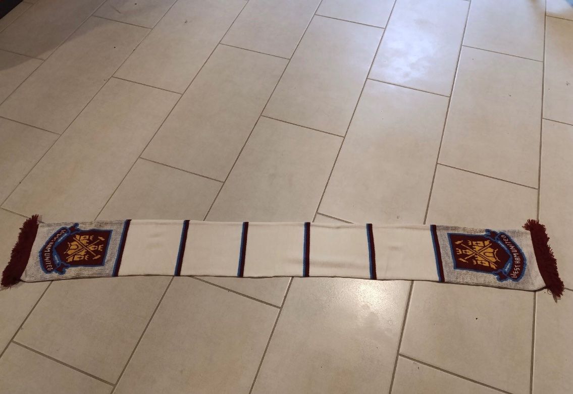 Foulard & Sciarpe: Schal West Ham United – Usato da Vogelsang AG venduto da villa9