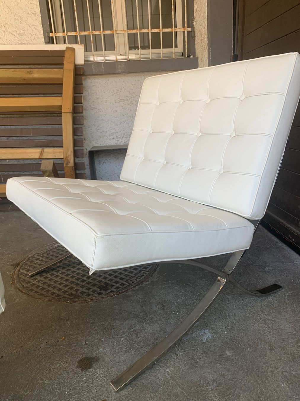 Poltrone: Barcelona Chair – Usato da Grenchen venduto da Bsta 5