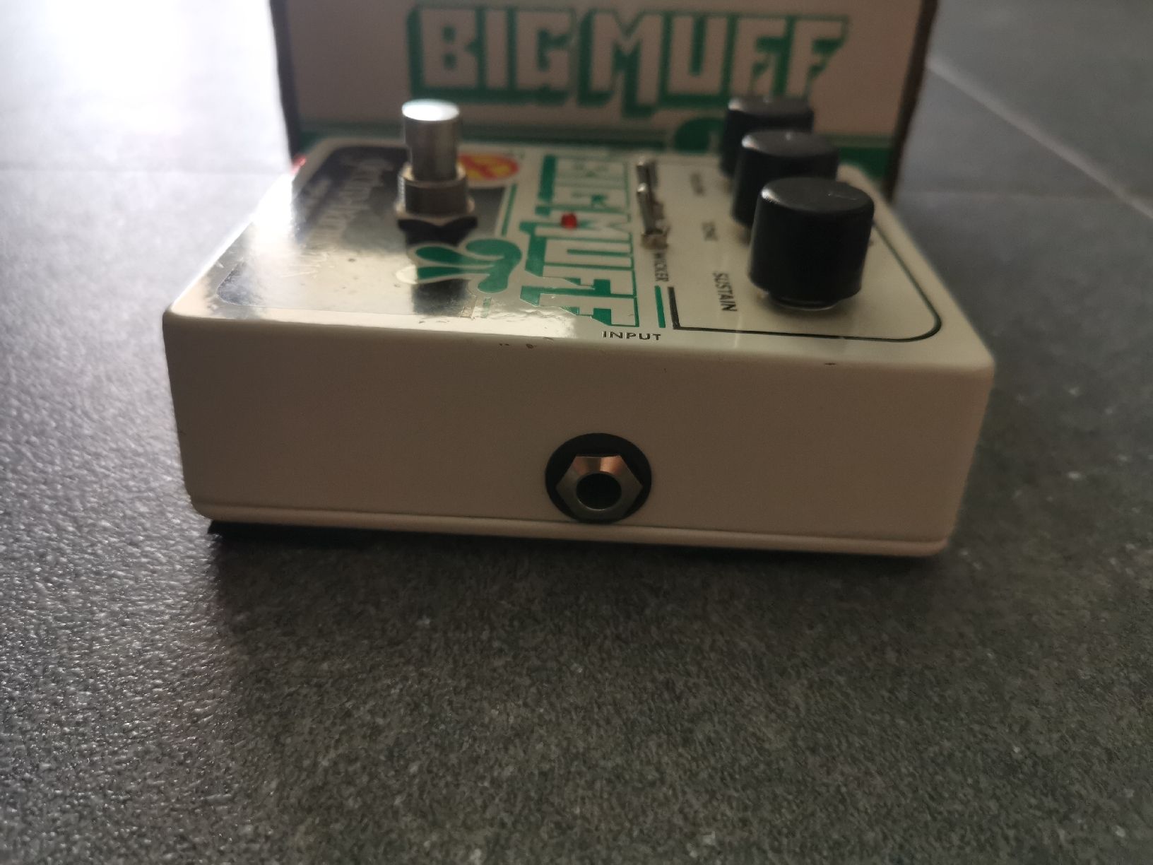Electro-Harmonix Strumenti musicali: Electro-Harmonix Big Muff Pi Verzerrer Pedal mit OVP – Usato da Rohrbachgraben venduto da noisenomad 5