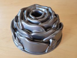 Gugelhupf Gugelhopf in Rosen-Form sehr hochwertig und stabil