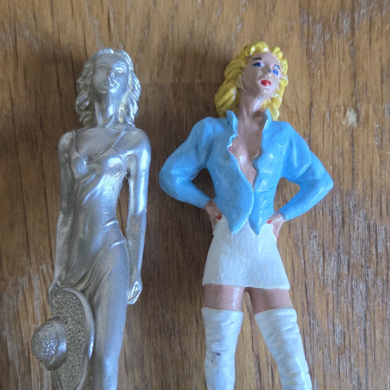 Figurines: 2 Tolle Frauen Figuren – D'occasion à Stans par Ducati16 1