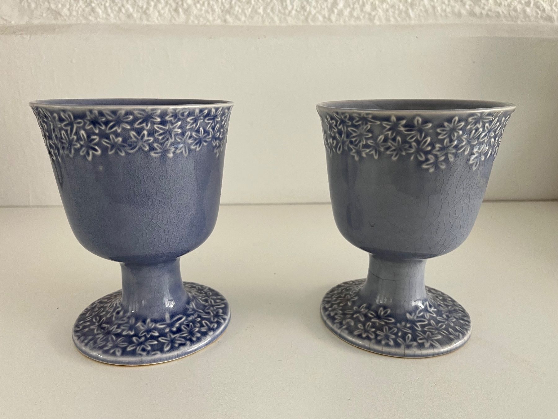 Tutte le decorazioni: 2Stk. Kelche aus Keramik, glasiert, lila – Usato da Wetzikon ZH venduto da seli03