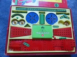Meccano 6,UK,2 Lagen,viele Teile,Räder,Werkzeug,Anleitung