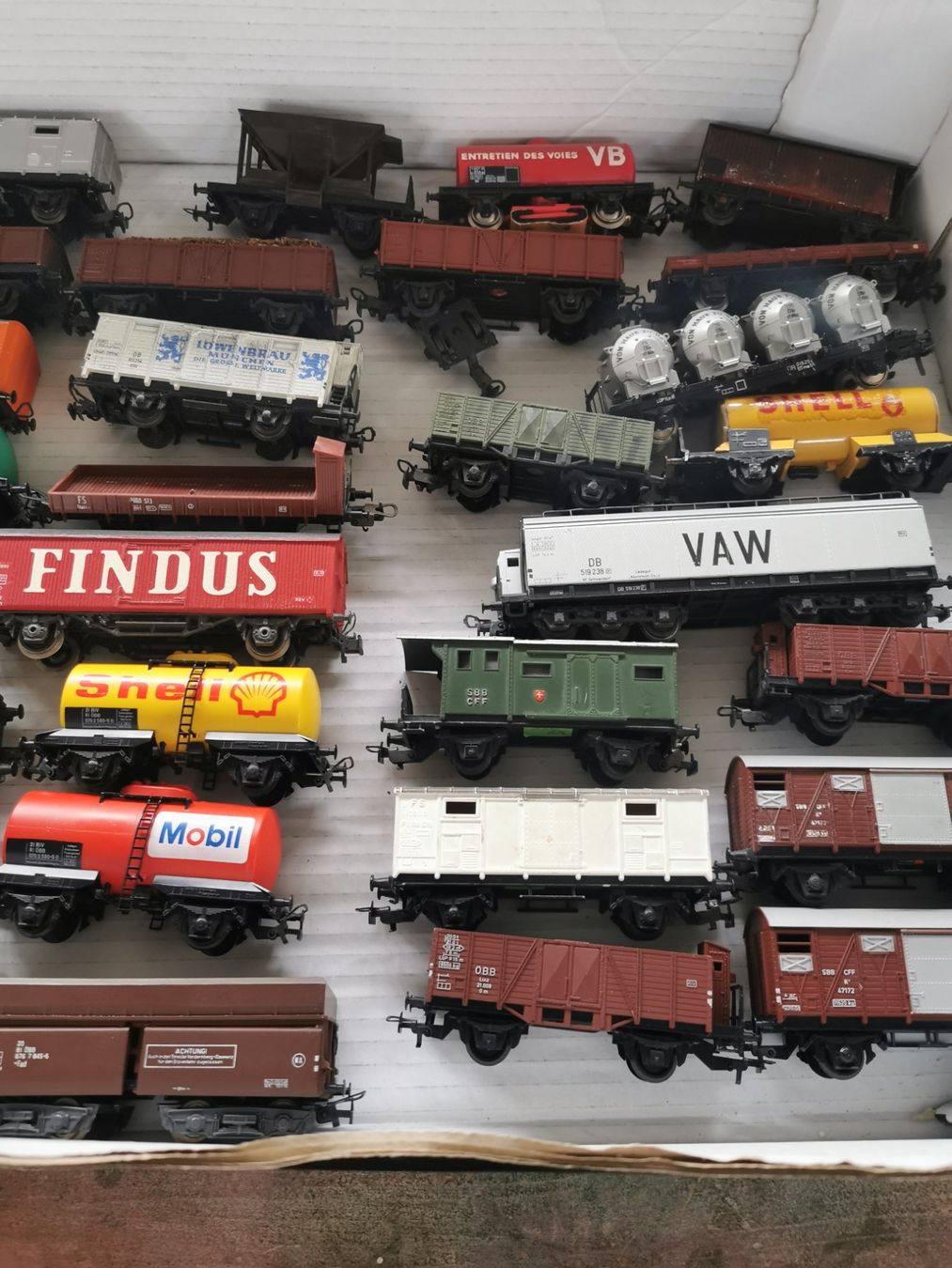 Lima Modellini di ferrovie: Grosser Lima Güterwagen Posten – Usato da Waltenschwil venduto da Nitsud 2
