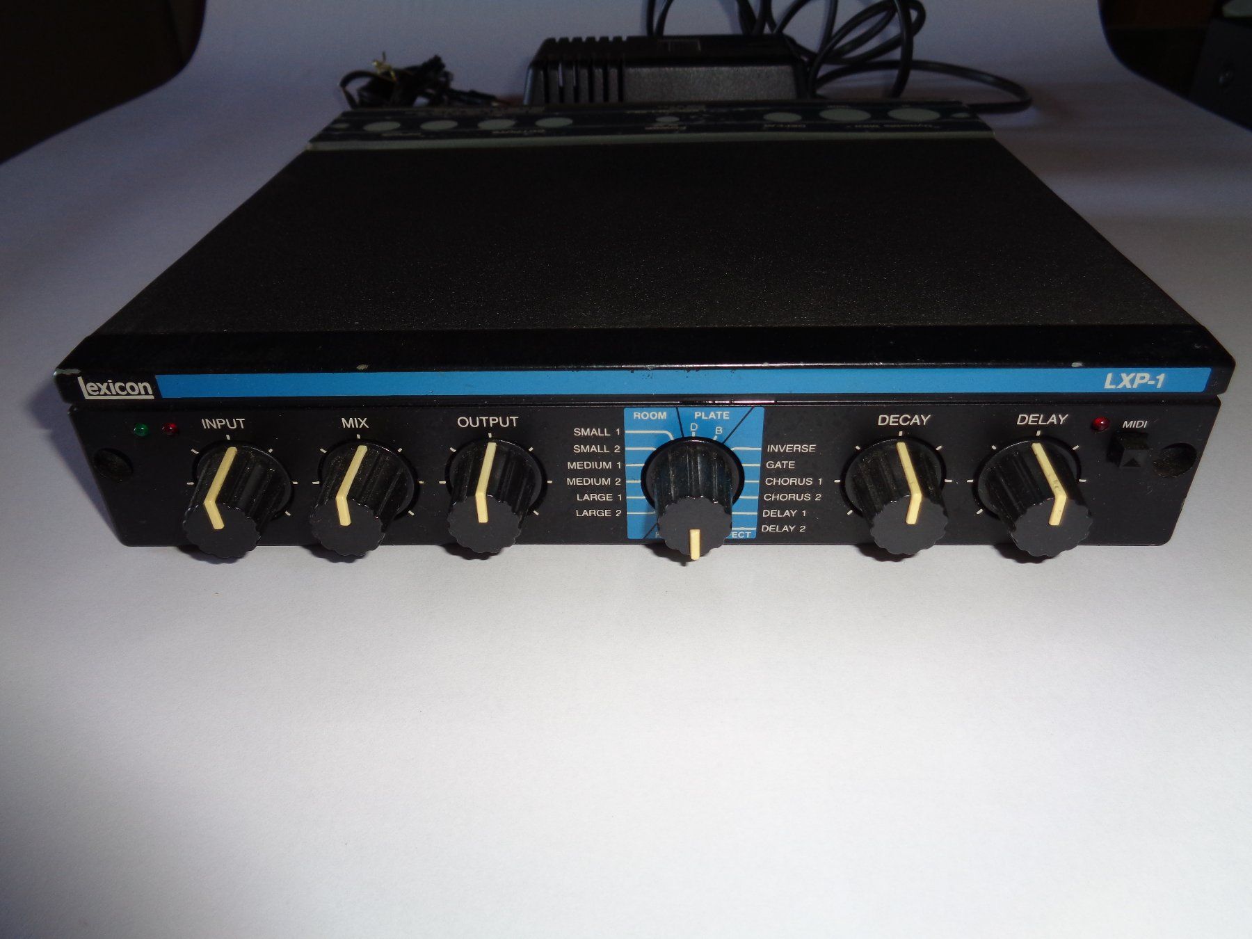 Musikinstrumente: LEXICON-MULTIEFFECT LXP-1 PROCESSOR mit Netzteil – Gebraucht aus Wohlen b. Bern von Saga0