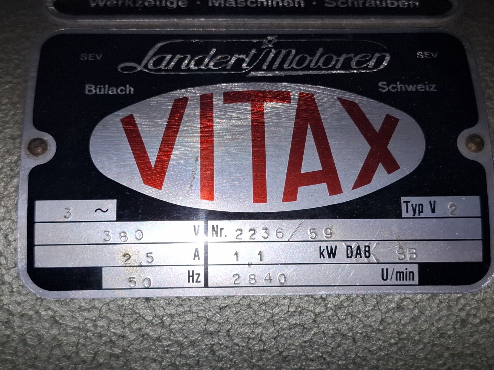 Vitax Schleifen & Polieren: Vitax V2 Schleifmaschine – Gebraucht aus Wetzikon ZH von Psy-Zu 1