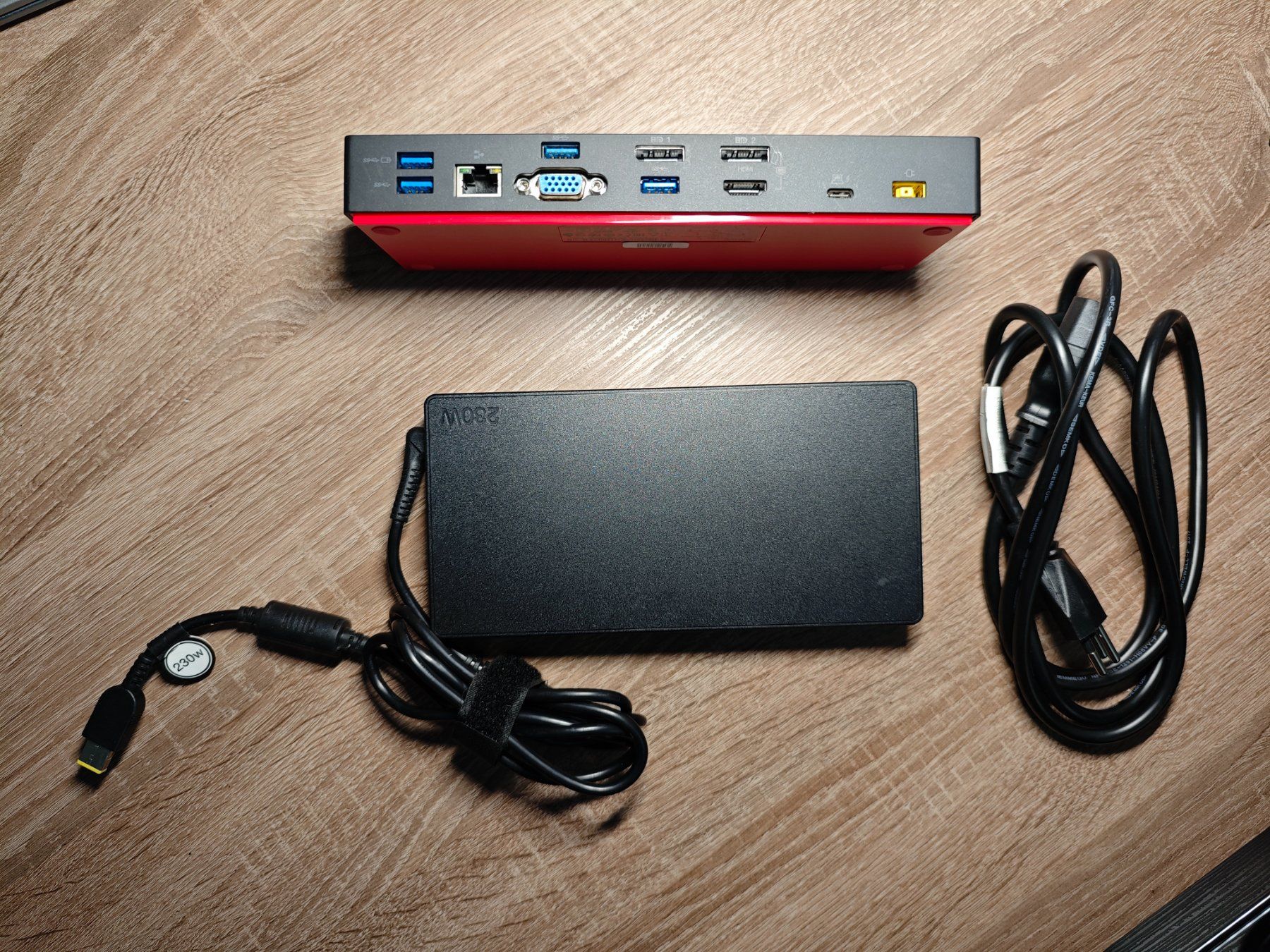 Lenovo Docking station: ThinkPad Thunderbolt 3 Workstation Dock - 1a Generazione – Usato da Intragna venduto da Dekino 1