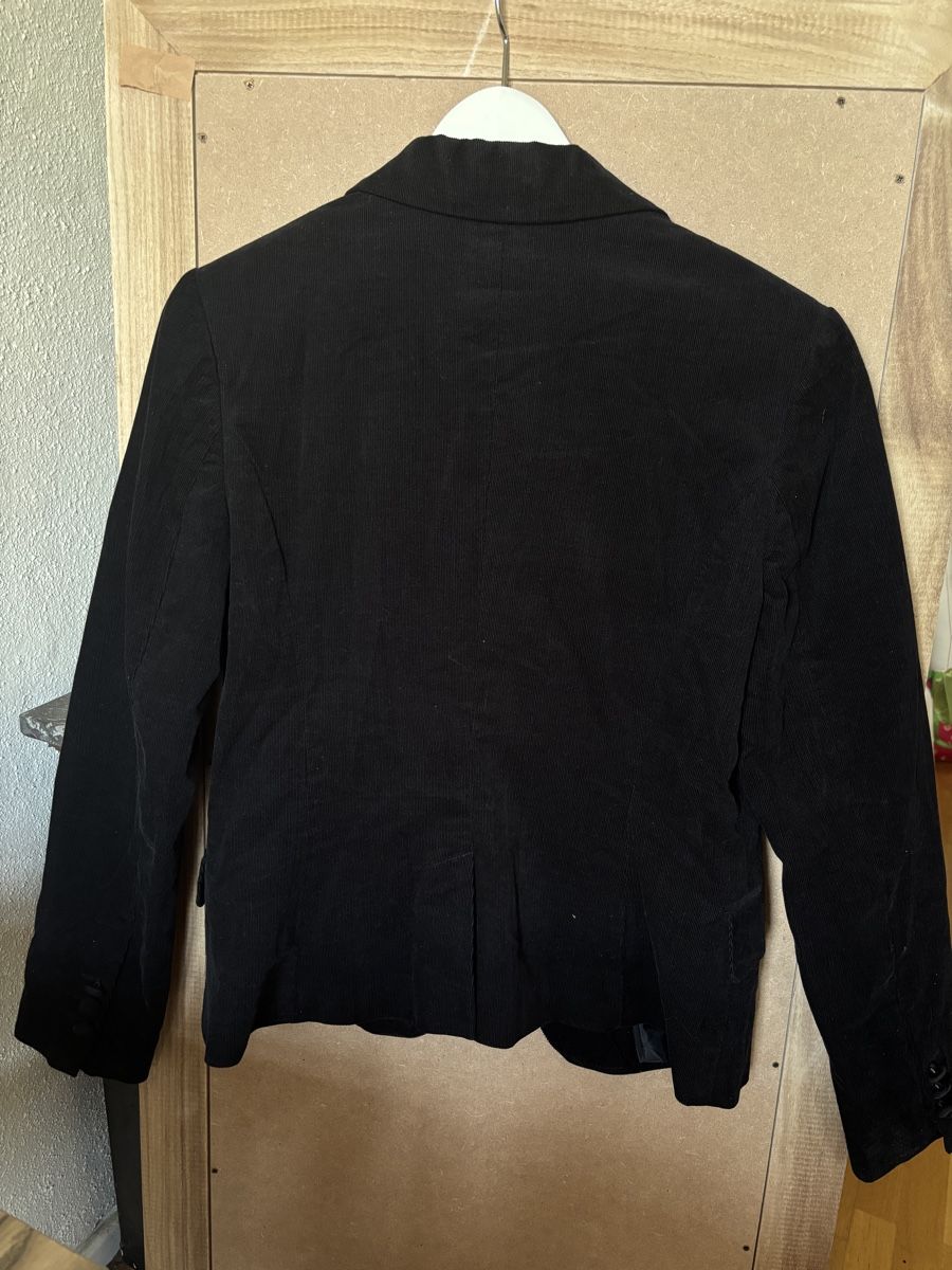 H&M Giacche: Blazer en velours côtelé coton S – Usato da St-Saphorin-Lavaux venduto da selb94 3