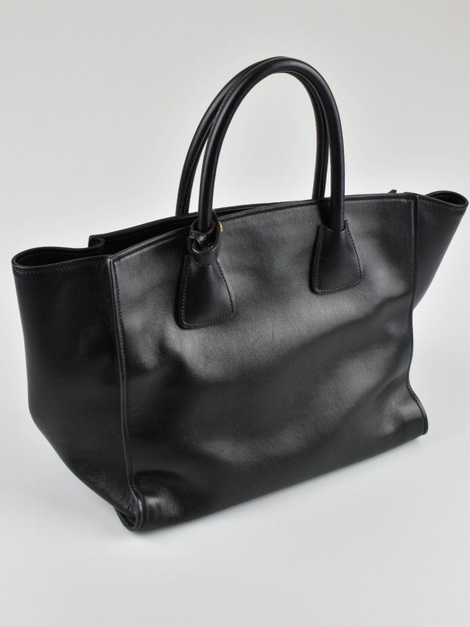 Prada Borse da donna: Prada Front Pocket Wing Tote, schwarz – Usato da Nürensdorf venduto da 2ND_STORY 2