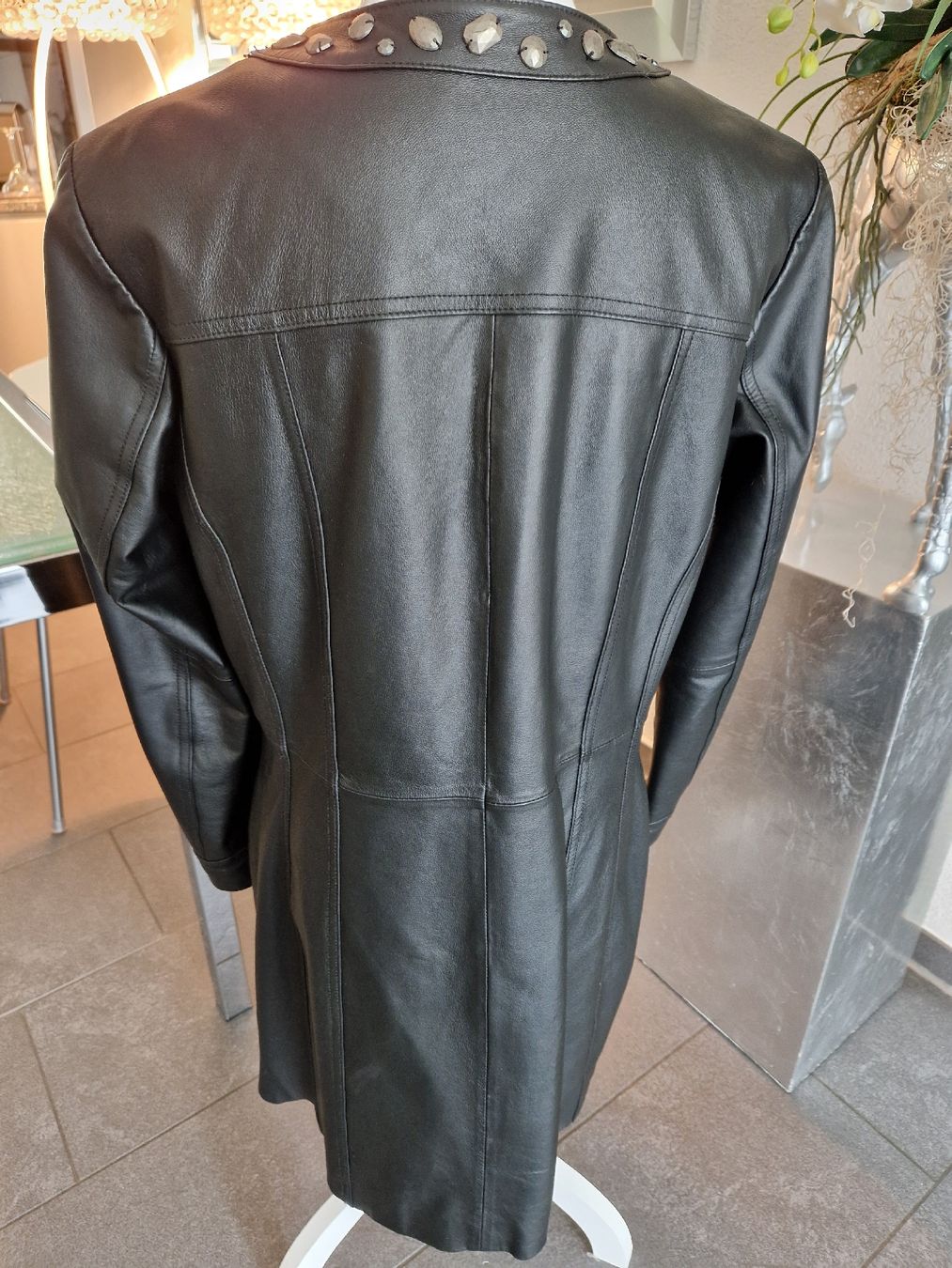 Cappotti: Mandarin Kurzmantel Lederjacke – Usato da Zweidlen venduto da Katze3333 4