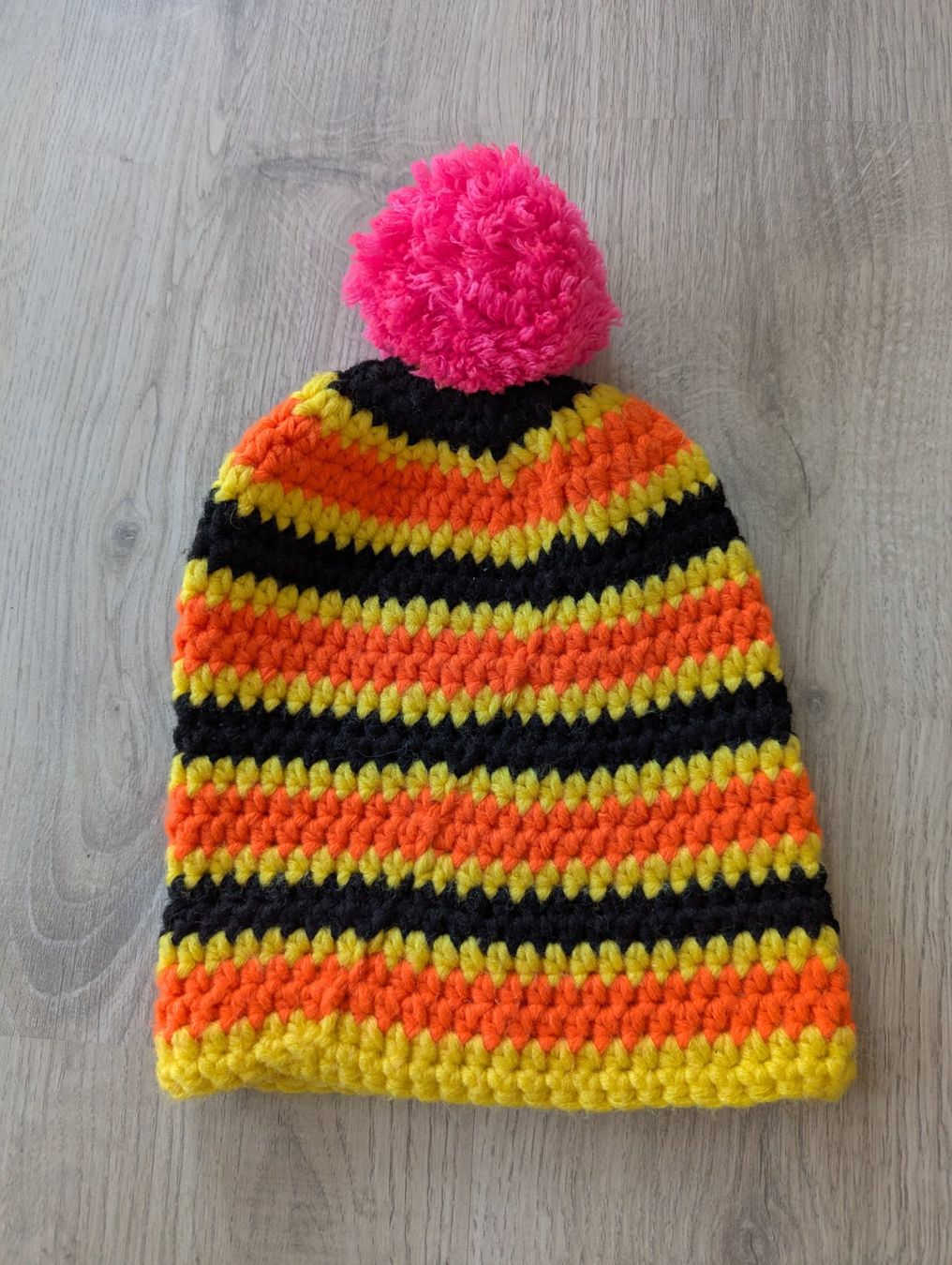 Sonstige Jungenkleidung: Myboshi Mütze gestreift mit Bommel 22cm – Gebraucht aus Goldingen von YouAreMySunshine 1