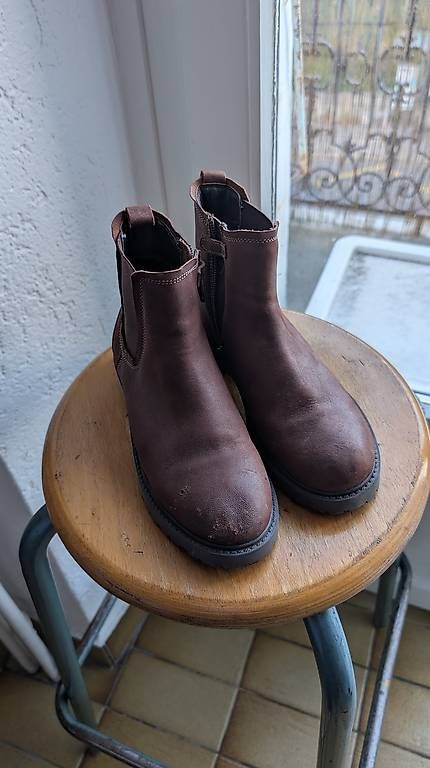 Scarpe per ragazzi: Boots enfant taille 34 – Usato da LAUSANNE venduto da Thomas2311 1