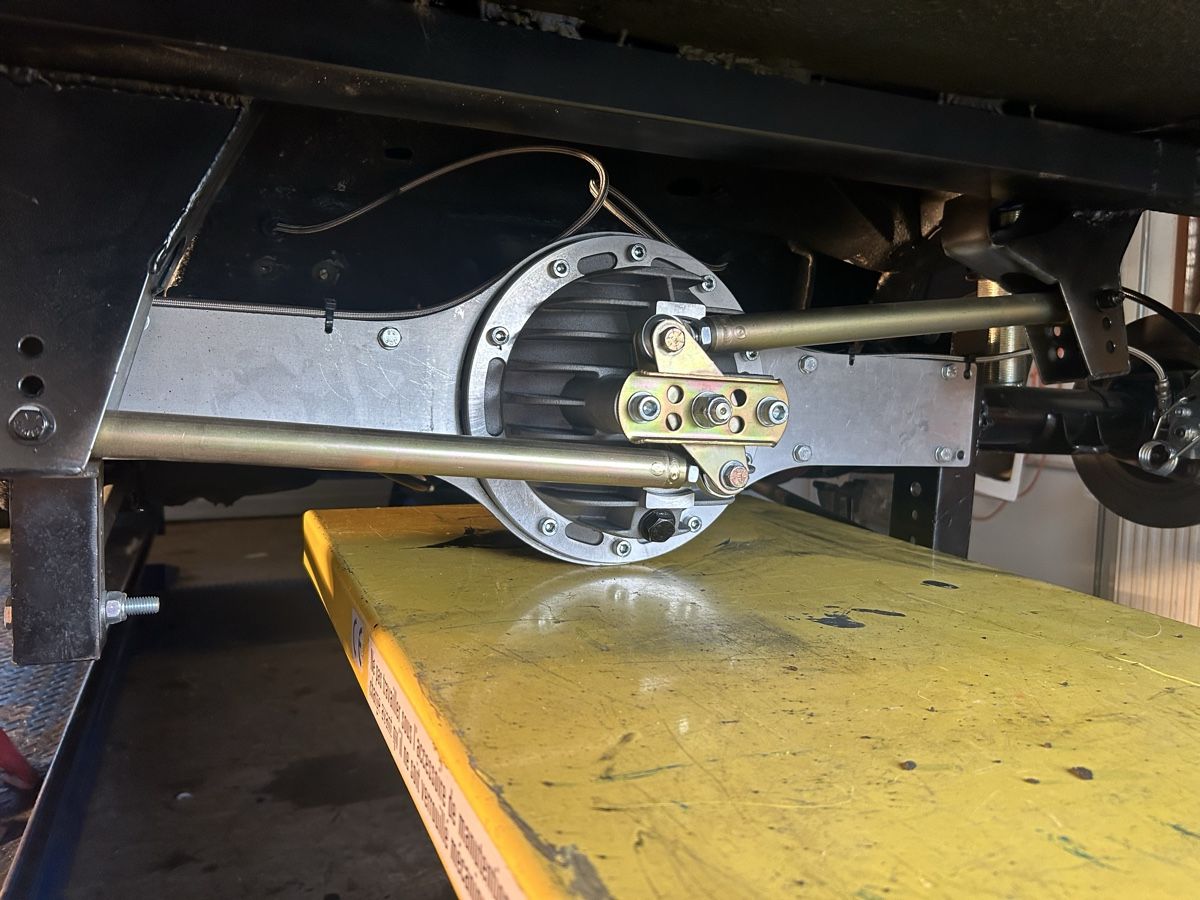 Ford Tutti pezzi di ricambio auto: Ford Capri MK1 Verstärkte Hinterachse – Nuovo (secondo la descrizione) da Büsserach venduto da ronnin1