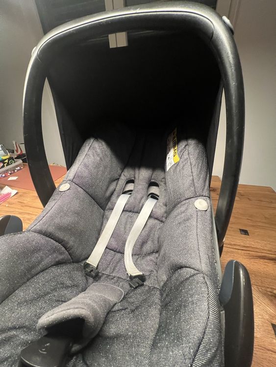 Maxi-Cosi Sièges auto: Maxi Cosi Pebble Plus Babyschale inkl. Isofix Station – D'occasion à Toffen par Aherren 3