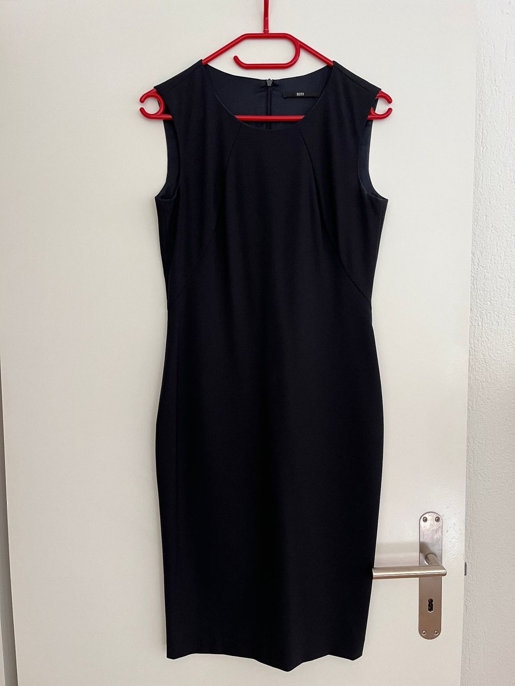 Hugo Boss Vestiti: Boss Etui-Kleid – Usato da Muri b. Bern venduto da peterunderwater