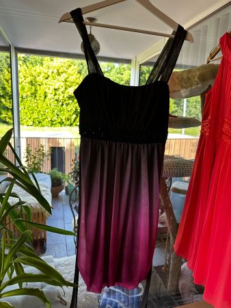 Sommerkleid Gr S Schwarz-Pink mit Trägern