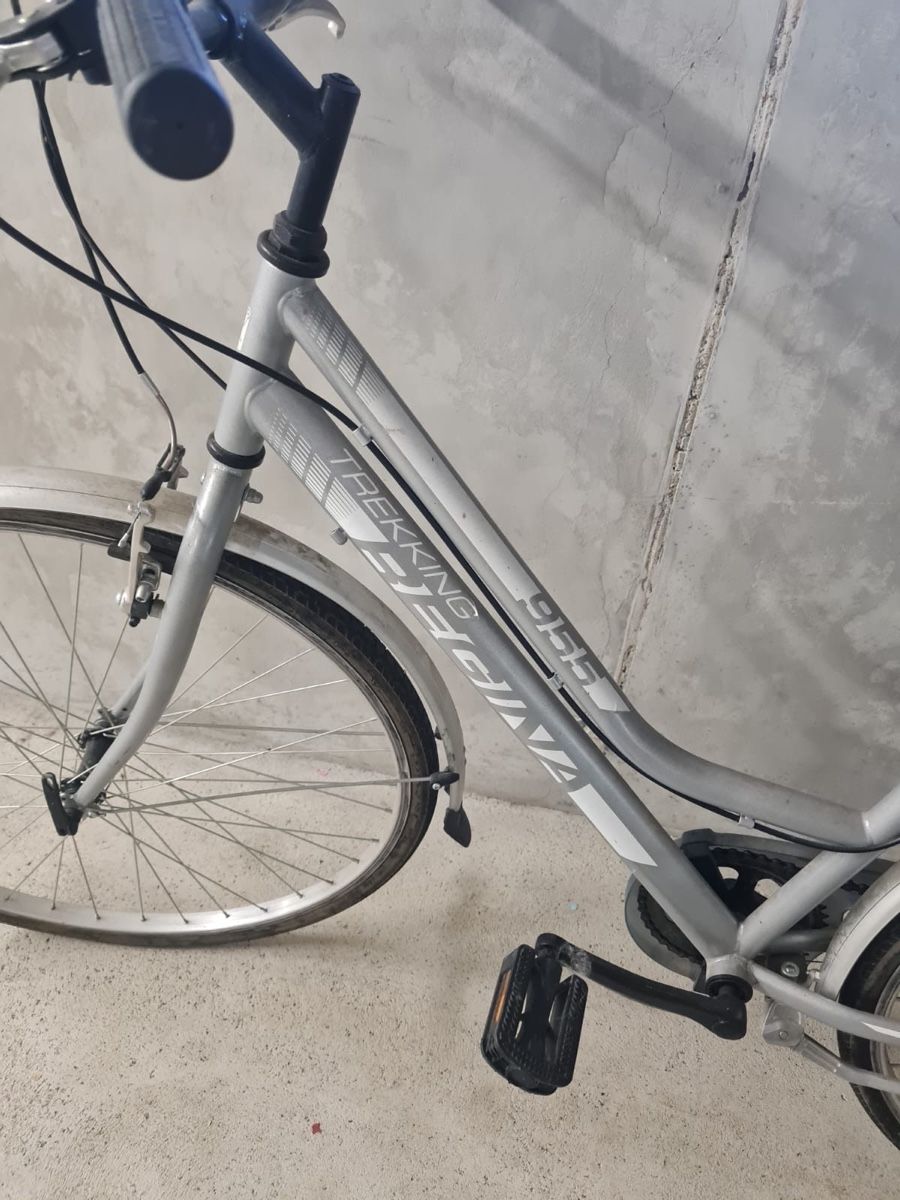 Vélos: Bicicletta da donna con marce  – D'occasion à Canobbio par asi_lk76 1