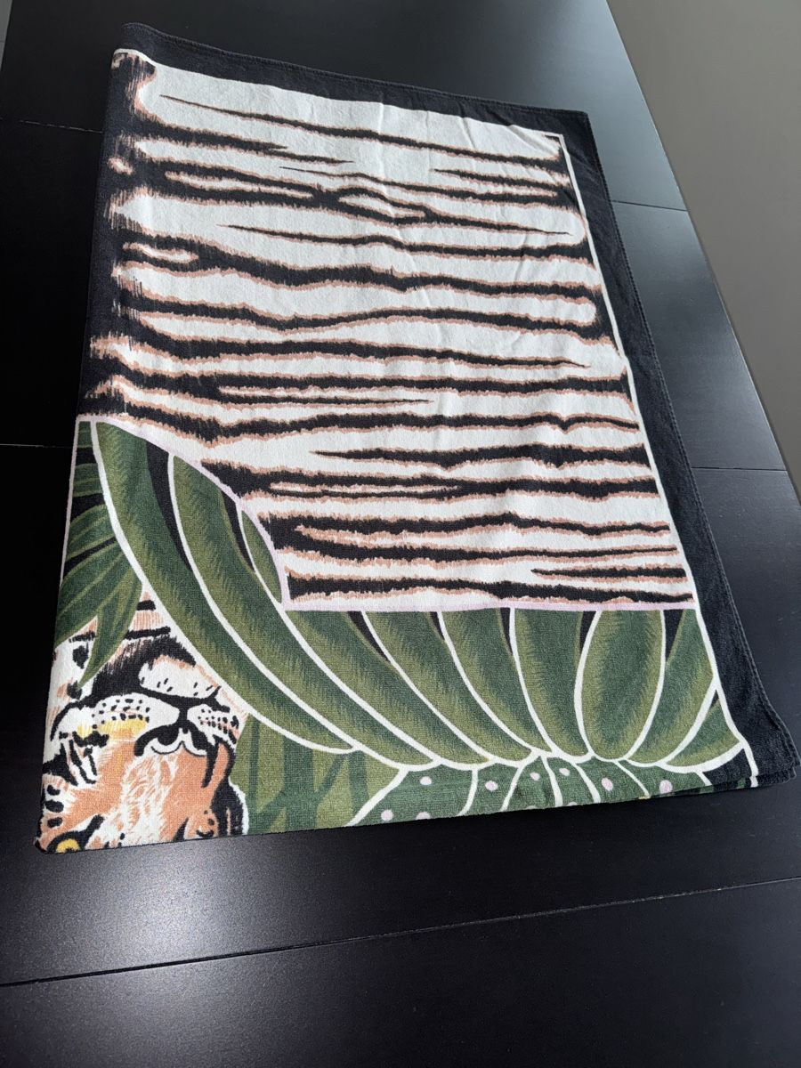 Teli da bagno: Badetuch mit Tigerprint, Neuwertig – Nuovo (secondo la descrizione) da Zürich venduto da Jen10 5