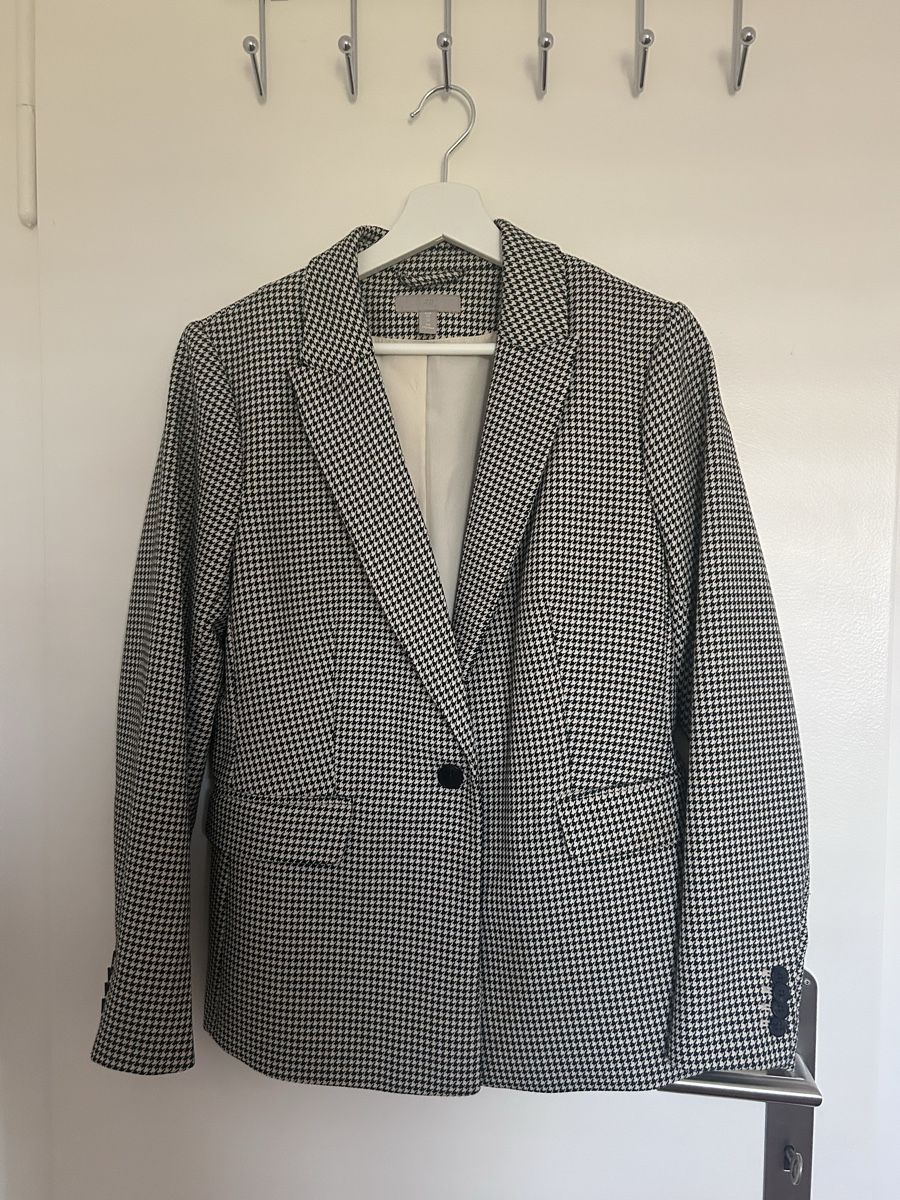 H&M Vestes: Blazer – D'occasion à Wil SG par Thin-stuff98